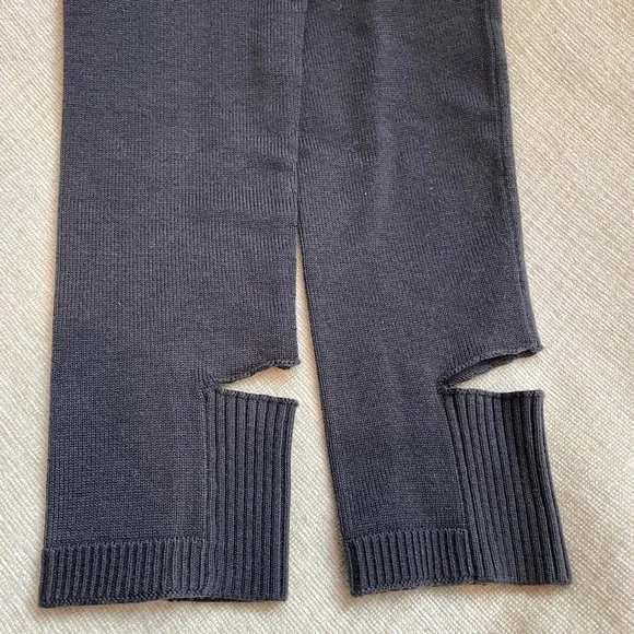 NEW Lululemon convertible Leg Warmers - Picture 5 of 14